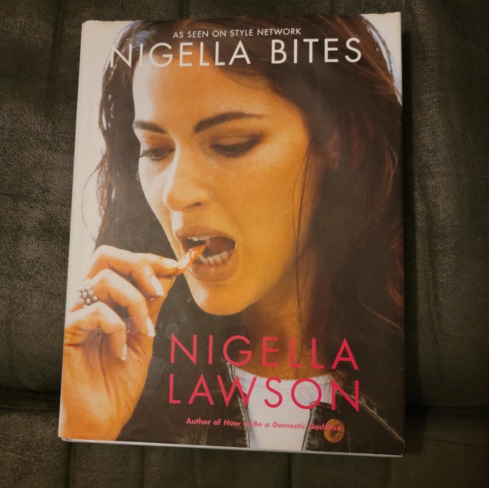 Nigella Bites by Nigella Lawson